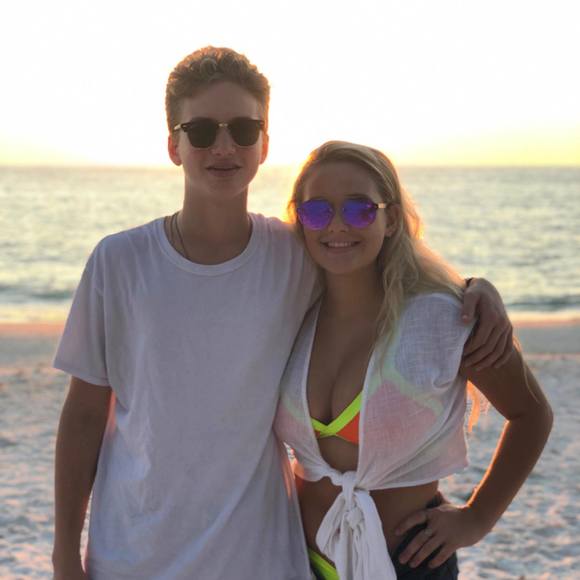 Meet your Posher, Gavin - Picture 1 of 1